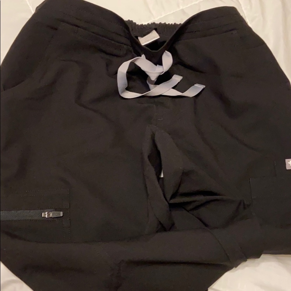 Brand new figs  scrub pants